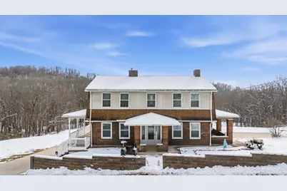 1060 Phillips St, Baden, PA 15005 - Photo 1