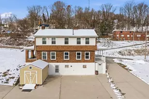 1060 Phillips St, Baden, PA 15005 - Photo 8