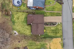 5301 Ranchview Dr, Pittsburgh, PA 15236 - Photo 40