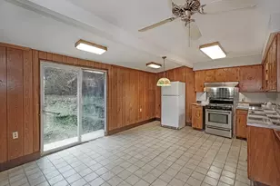 229 Copperfield Ave, Pittsburgh, PA 15210 - Photo 12