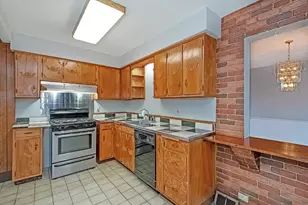 229 Copperfield Ave, Pittsburgh, PA 15210 - Photo 12