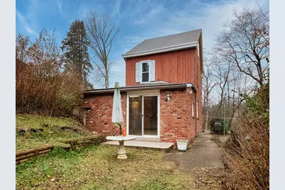 229 Copperfield Ave, Pittsburgh, PA 15210 - Photo 2