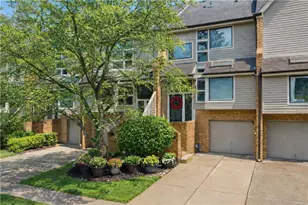 1432 Towne Square Dr, Pittsburgh, PA 15101 - Photo 2