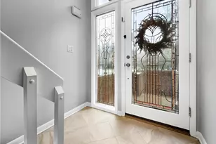 1432 Towne Square Dr, Pittsburgh, PA 15101 - Photo 4