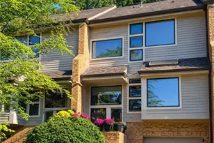 1432 Towne Square Dr, Pittsburgh, PA 15101 - Photo 1