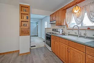 5479 Spruce St, Bethel Park, PA 15102 - Photo 22