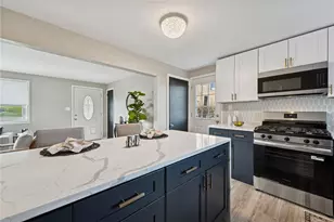 5543 Clarene Dr, Bethel Park, PA 15102 - Photo 8