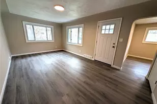 807 Western Ave, Jeannette, PA 15644 - Photo 6