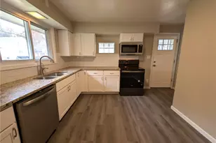 807 Western Ave, Jeannette, PA 15644 - Photo 8