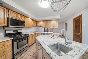 221 Summit Dr, Harrison Township, PA 15065 - Photo 10