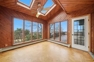 221 Summit Dr, Harrison Township, PA 15065 - Photo 8