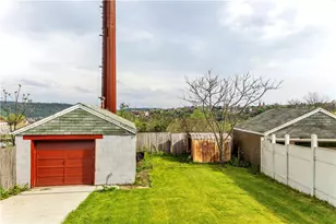 25 Clearview Ave, Duquesne, PA 15110 - Photo 32