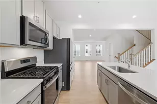 228 Truth Cir, Jackson Township, PA 16037 - Photo 18