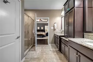 345 Park Edge Dr, Findlay Township, PA 15026 - Photo 24