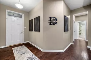 345 Park Edge Dr, Findlay Township, PA 15026 - Photo 8