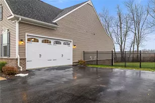 345 Park Edge Dr, Findlay Township, PA 15026 - Photo 42