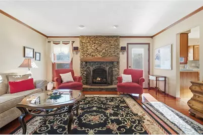 27 Deerfield Dr, Penn Twp, PA 15636 - Photo 8