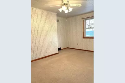 1920 Ridge Ave, Arnold, PA 15068 - Photo 14