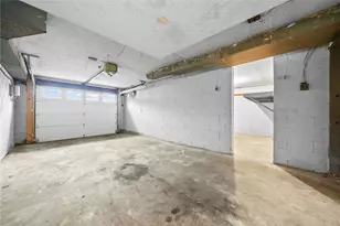 2580 Mt Royal Rd, Pittsburgh, PA 15217 - Photo 32