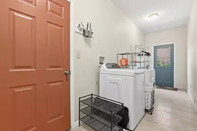 4535 Marina Dr, Pittsburgh, PA 15120 - Photo 22