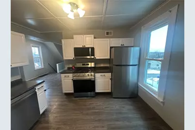 335 Queensbury St #2, Pittsburgh, PA 15205 - Photo 2