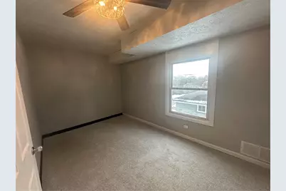 335 Queensbury St #2, Pittsburgh, PA 15205 - Photo 4