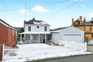 3812 Elizabeth St, McKeesport, PA 15132 - Photo 2