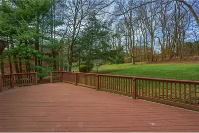 2642 Black Oak Ct, Pittsburgh, PA 15090 - Photo 10