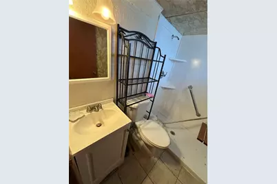 324 Crest St, Clairton, PA 15025 - Photo 8