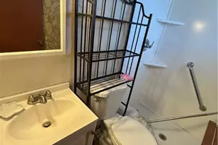 324 Crest St, Clairton, PA 15025 - Photo 8