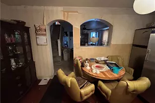 324 Crest St, Clairton, PA 15025 - Photo 6