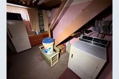 1339 Edgewood Dr, West Homestead, PA 15120 - Photo 18