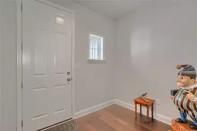 702 England Rd, Cranberry Township, PA 16066 - Photo 8