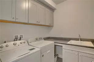 702 England Rd, Cranberry Township, PA 16066 - Photo 18