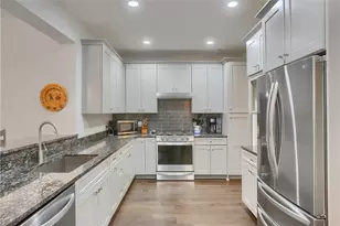 702 England Rd, Cranberry Township, PA 16066 - Photo 16