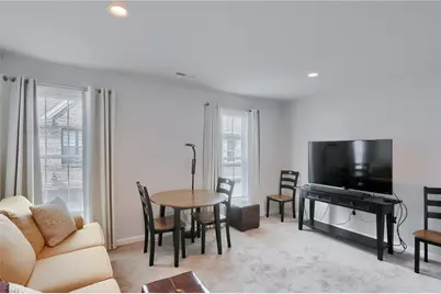 702 England Rd, Cranberry Township, PA 16066 - Photo 32