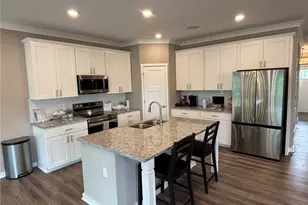 140 Victoria Dr, Moon/Crescent Twp, PA 15108 - Photo 4