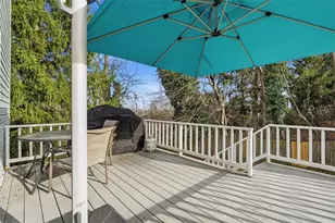 126 Leon Rd, Green Tree, PA 15220 - Photo 38