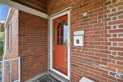 126 Leon Road, Green Tree, PA 15220 - Photo 6