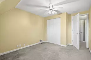 126 Leon Rd, Green Tree, PA 15220 - Photo 30