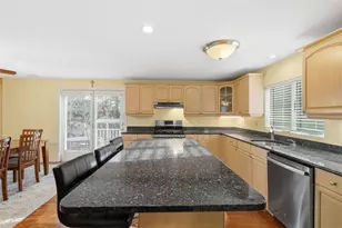 126 Leon Rd, Green Tree, PA 15220 - Photo 14