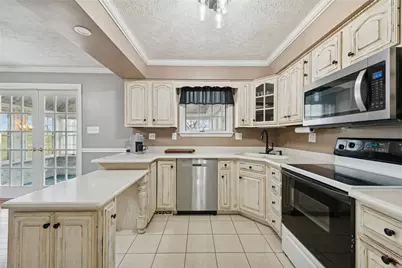 942 Vernon Dr, Belle Vernon, PA 15012 - Photo 12