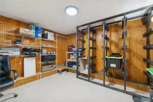 942 Vernon Dr, Belle Vernon, PA 15012 - Photo 24