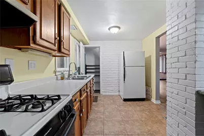 951 Universal Road, Pittsburgh, PA 15235 - Photo 12