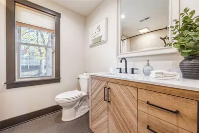 2235 Lucina Ave, Pittsburgh, PA 15210 - Photo 28