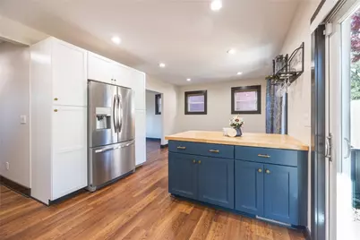 2235 Lucina Ave, Pittsburgh, PA 15210 - Photo 18