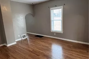 504 Emerson Ave, Farrell, PA 16121 - Photo 10