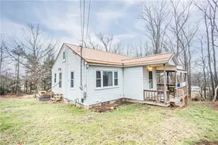 795 Prospect St, Manor Township, PA 16226 - Photo 2