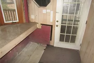 1401 S Elm St, Monaca, PA 15061 - Photo 6