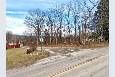 26012 Newell Rd, Fayette City, PA 15466 - Photo 4